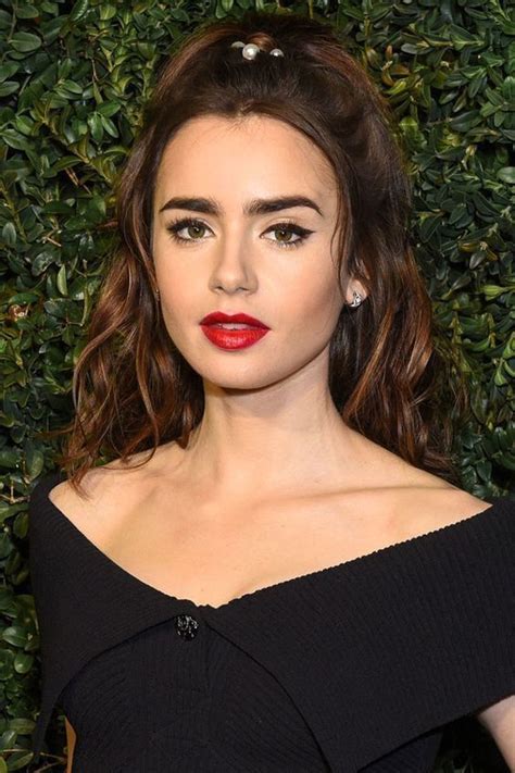 Pin By Dwa On Lilyjcollins Lily Collins Hair Styles Hair Makeup