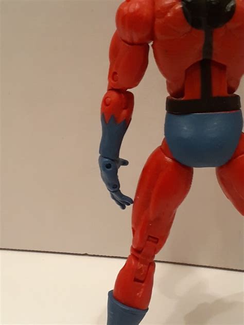 2006 Toy Biz Disney Marvel Hank Pym Ant Man 6 Action Figure W Helmet