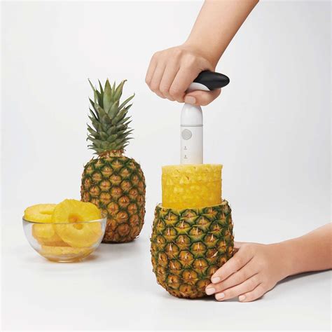 Ratcheting Pineapple Slicer | Pineapple slicer, Pineapple, Pineapple corer