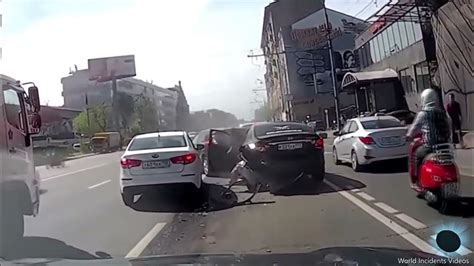 Russian Car Crash Compilation Of Road Accidents Youtube