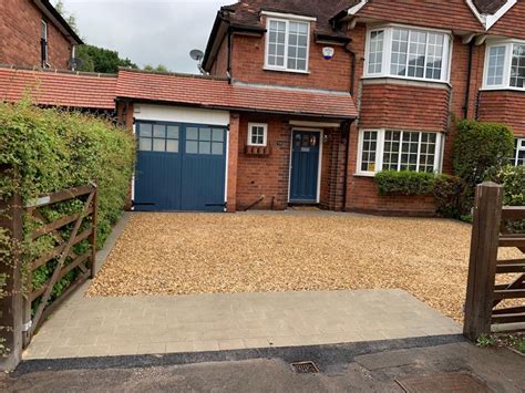 Gravel Driveways Projects Paving And Landscaping Solihull