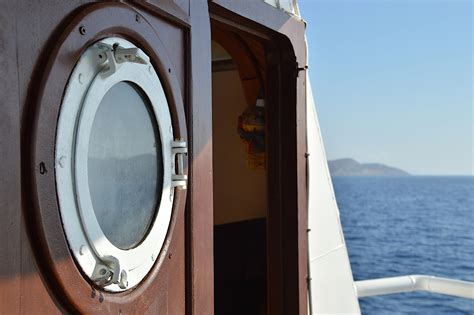 Stop Boat Windows From Fogging Up Your Ultimate Guide Boat Windows
