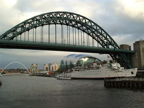 Tyne Bridge Newcastles Tyne Bridge With The Millenum Bri Flickr