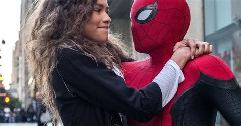 Hemen ardından izlediğimiz örümcek adam: Spider-Man 3 Set Footage Teases Zendaya and Spidey ...