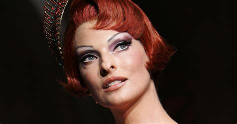 Linda Evangelista Returns To Modeling For First Time Since Procedure