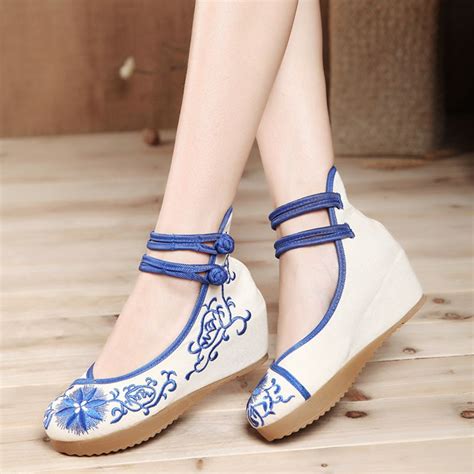 Podemos encontrar múltiples modelos de alpargatas de boda aliexpress. Aliexpress.com: Comprar 2015 cuñas Vintage zapato con ...