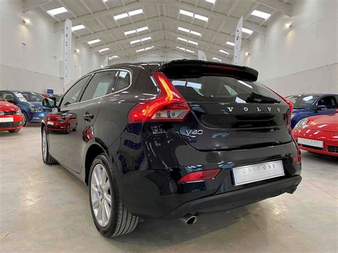 Used 2014 Volvo V40 D3 Se Lux Nav Hatchback 20 Automatic Diesel For Sale In West Sussex Unit