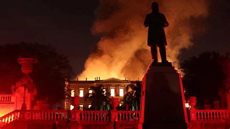 un incendió devoró el museo nacional de río de janeiro una joya cultural de brasil infobae