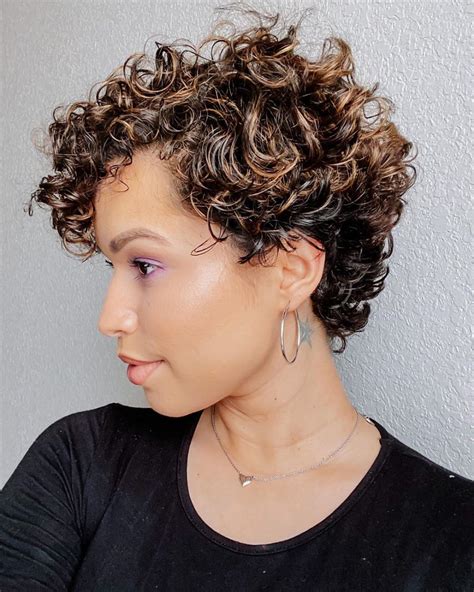 Https://tommynaija.com/hairstyle/curly Hairstyle Short Hair