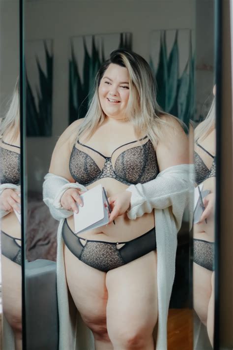 LIVING LIMITLESS WITH ELOMI LINGERIE Natalie In The City A Chicago Petite Plus Size Fashion