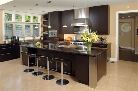 Custom kitchen cabinet showroom and factory. Custom Kitchen Cabinets in Toronto - Stutt Kitchens