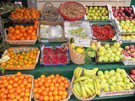 Some foods are better at keeping you on an even keel because they release energy slowly. Cook Fresh Live Happy: What is a SUPERFOOD? Here are 10 ...