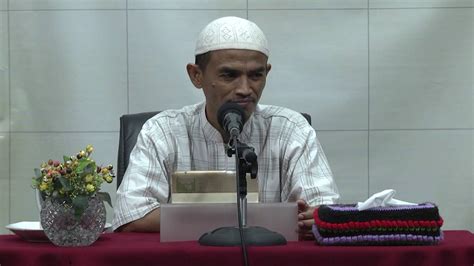 Yusuf iskandar keeps his personal and love life private. Ust Yusuf Iskandar,Amd - Peran Keluarga dalam mendidik ...