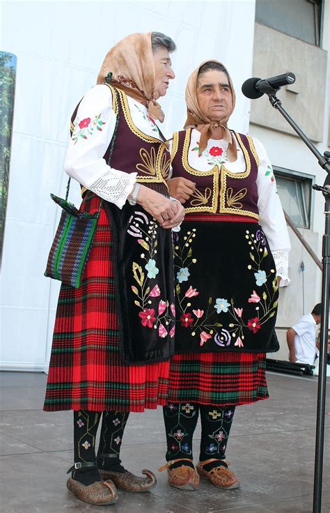 Consisting of some of the most rugged terrain in europe, montenegro's most notable mountain ranges include the durmitor range, mount orjen and mount lovcen. Serbian folk costume - West Serbia | Folk costume, Style ...
