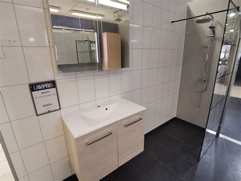 1d 15t 49min pearlwax voks startkit høyeste bud 75 kr gjenstår: Baderomsspeil