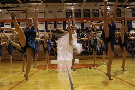 Silver Stars Compete In The Kansas Spectacular Mill Valley News