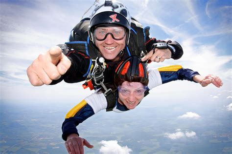 The minimum age for tandem skydiving is 16 years old. Everything You Need To Know About Tandem Skydiving | GoRaise