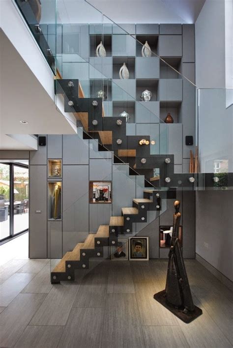 Heavy duty round bars have 2mm thick walls! 45 Stunning modern stairs design ideas for high-class interior