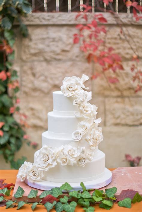 Or if you plan on baking your own, what. White Roses Wedding Cake - CakeCentral.com
