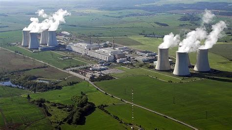 Jaderná elektrárna temelín v úterý v 18 zbývající tři bloky dukovan jsou v provozu. Životnost Dukovan by se podle Babiše mohla prodloužit o ...