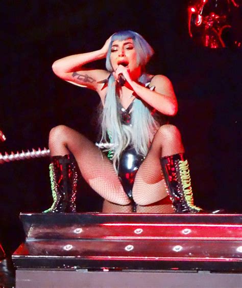 lady gaga on stage erotica of the day