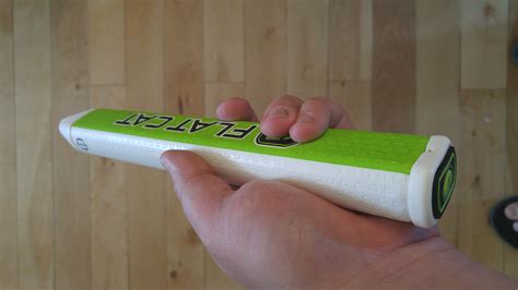 The revolutionary flat cat putter grip by lamkin puts the face of the putter in the palm of your hand. REVIEW: Flat Cat putter grips
