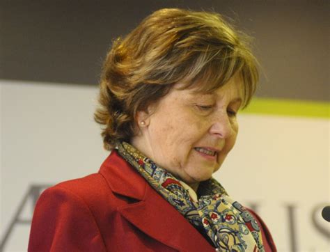Se abre un nuevo escenario para las regiones presidenta del senado indicó que sostendrán una conversación con los gobernadores electos para seguir enfrentando a un gobierno que no quiere avanzar en materia de descentralización. Bachelet designó a Mónica Jiménez como Embajadora de Chile ...