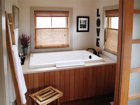 Soaking tubs come in different types. calyx-deep-soaking-tub-inset-wooden-panels - Specs ...