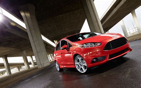 Vas esseyer la fiesta st!! Cars Model 2013 2014: 2014 Ford Fiesta ST Pocket Rocket ...
