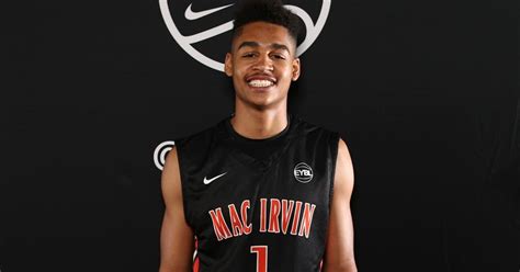 Jordan poole (born june 19, 1999) is a guard for the santa cruz warriors. Jordan Poole ready to bring playmaking ability to Michigan ...