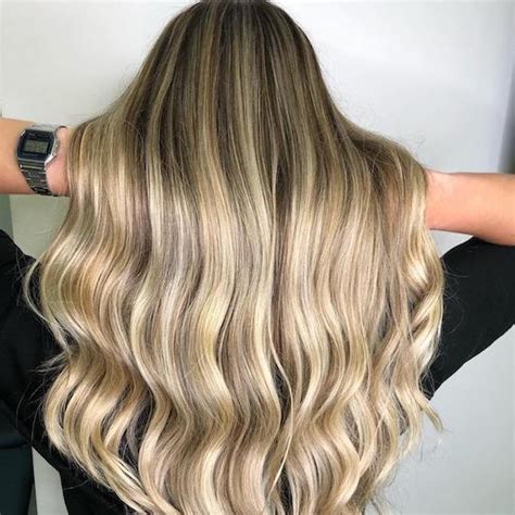Traditional hair dyes, however, can contain potentially toxic and damaging chemicals like ammonia or parabens. The Foolproof Way to Go from Brown to Blonde Hair | Wella ...