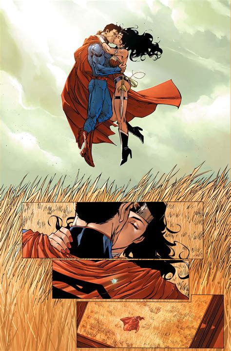 Wonderwoman And Batman Kiss
