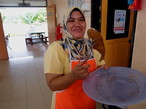 How do you say this in english (us)? Xing Fu: IKAN SEBELAH LAUT (FLOUNDER FISH)