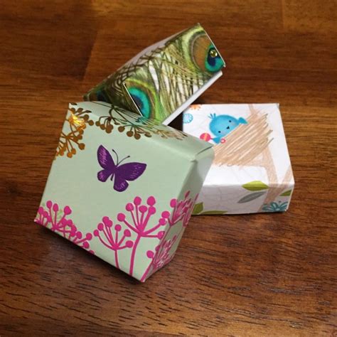 How To Make Boxes From Cards Old Greeting Cards Greeting Card Box