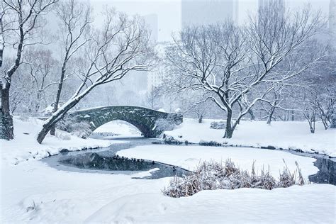 Gapstow Bridge Central Park Snowstorm Photograph By Matejphoto Pixels