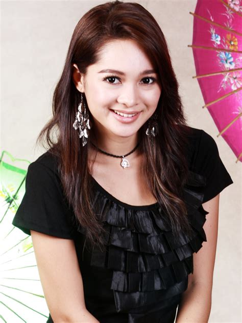 Myanmar Cute Model And Actress Moe Yu Sans Casual Fashion