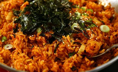 This is a great way to use kimchi, simply fried with minced beef and rice. Kimchi-bokkeumbap | Recipe | Kimchi bokkeumbap, Kimchi ...