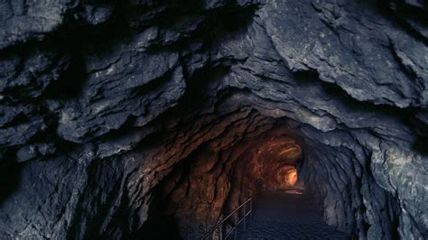 Artstation Cave Tunnel