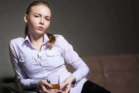 Diageo Toasts Increase In Women Whiskey Drinkers The Motley Fool
