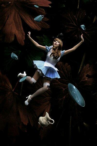 Alice Falling Alice In Wonderland Photography Alice In Wonderland Alice