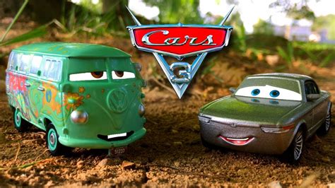 Disney and pixar's newest adventure, luca, makes a splash in june 2021. NEW Disney Pixar Cars 3 Movie Toys Lightning McQueen's ...