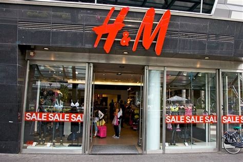 5 млн подписчиков, 139 подписок, 1 858 публикаций — посмотрите в instagram фото и видео h&m home (@hmhome). H&M, other buyers flee China for SE Asia, Bangladesh ...