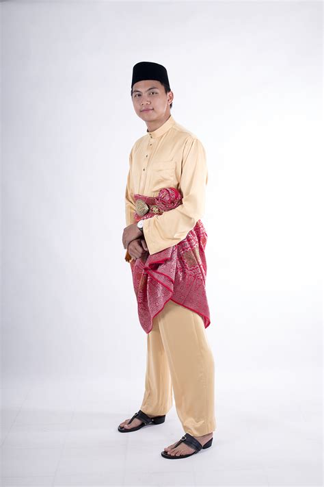 Ini kerana, jakel mempunyai beberapa kumpulan sasaran dan. Baju Melayu Tradisional - BMS20 | Maroz