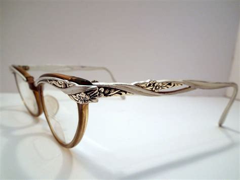 loves these frames im looking for new ones its hard finding new ones that are better then the