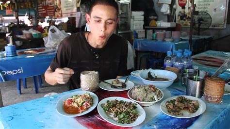 See 518,105 tripadvisor traveller reviews of 13,694 bangkok restaurants and search by cuisine, price, location, and more. Thai Street Food Menu in Bangkok (Eating Thai Food Guide ...