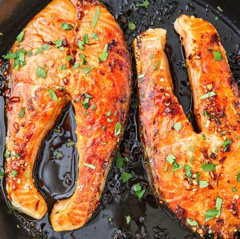 Cook the salmon skin side down for 2 minutes. Pan-Seared Salmon Steaks - Edesia's Compendium