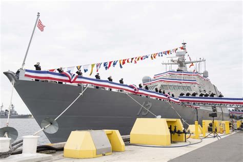 Us Navy Awards Contract For Third Fy19 Littoral Combat Ship Defense