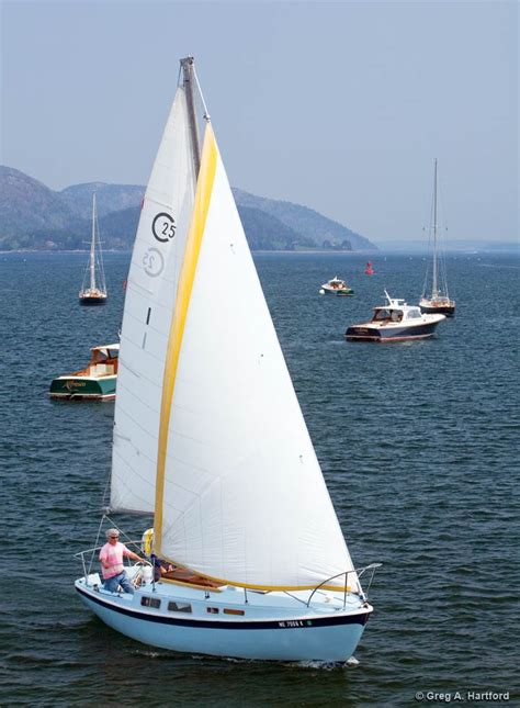 Cal 25 Foot Sceptre Sailboat Rental In Acadia