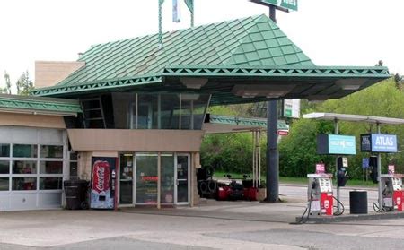 So.do you tip the gas station attendant? A View from the Edge: Funny Gas Station Names