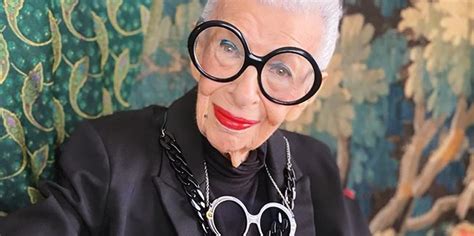 Модная икона Айрис Апфель умерла в 102 года модель была известна своим эксцентричным стилем